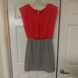 Maurices XL salmon, black, and white short dress